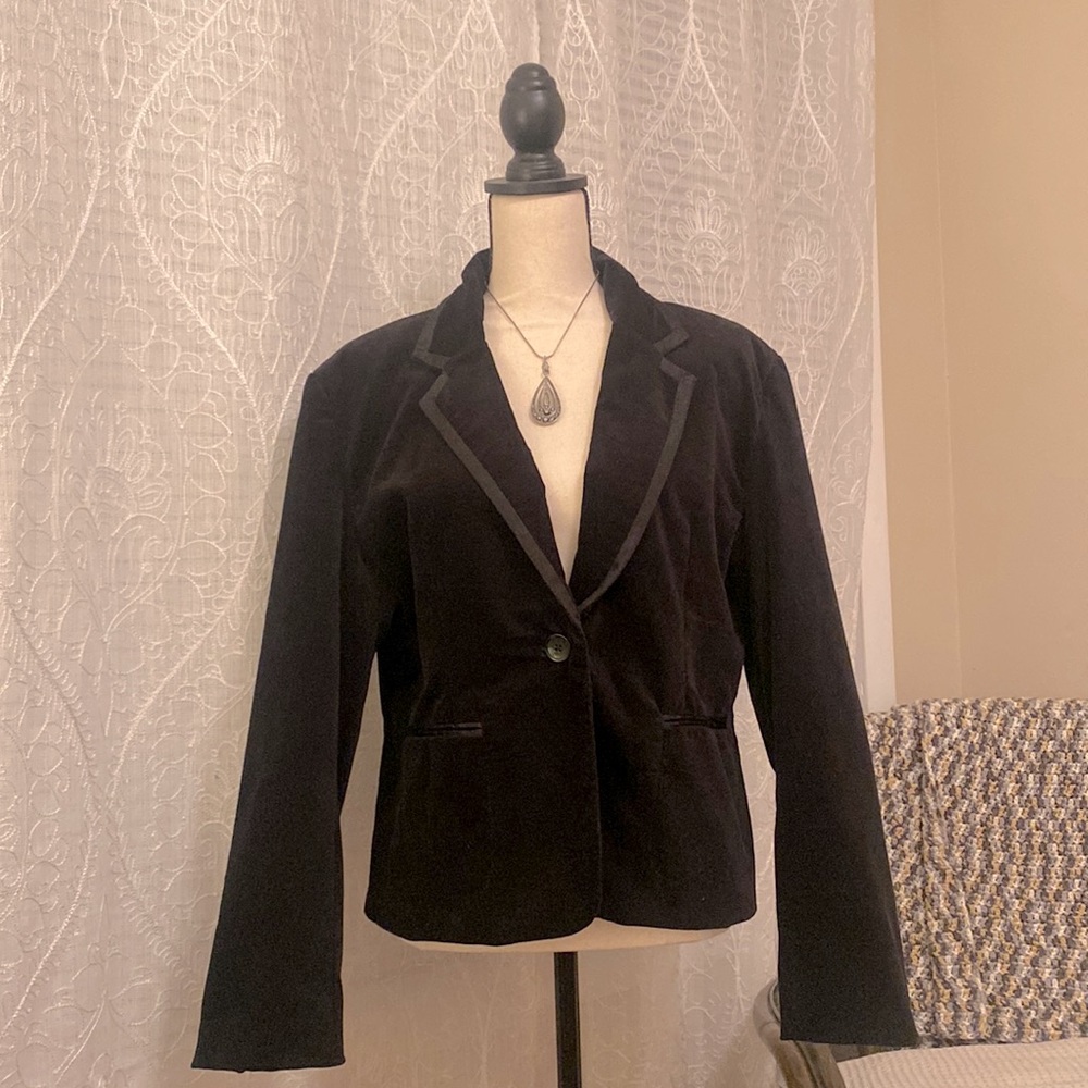 Black Velvet Blazer